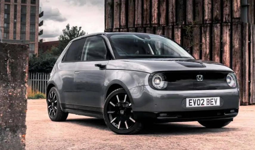 A retro style Honda e electric car is better equipped than a Mini Road Tests
