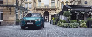 2019 DS 3 Crossback in a city street