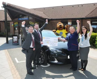 Bristol Street Motors Vauxhall Macclesfield joins forces with local hospice