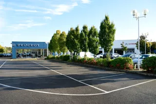 Snows Group centres in Basingstoke bought from City Motor Holdings