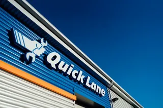 Ford's Quick Lane fast-fit centre signage