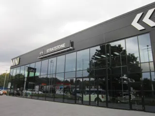Stratstone's new Mini dealership in Leeds