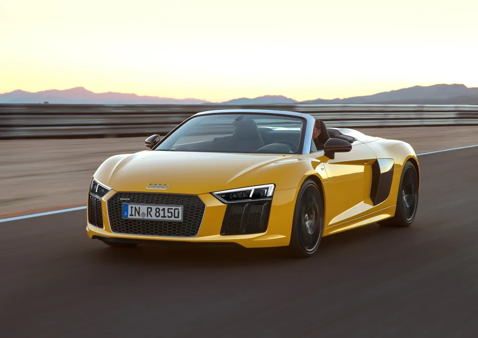 Audi R8 Spyder 2016 on track front three quarters