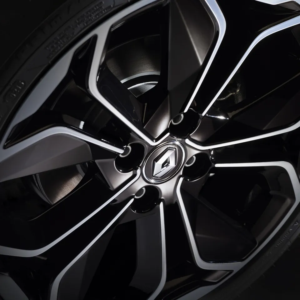 Renault wheel alloy