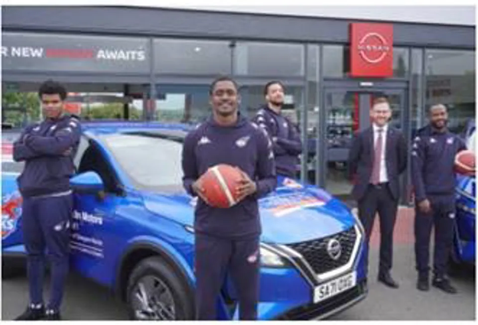 Glasgow Rocks team at Glasgow Central Nissan