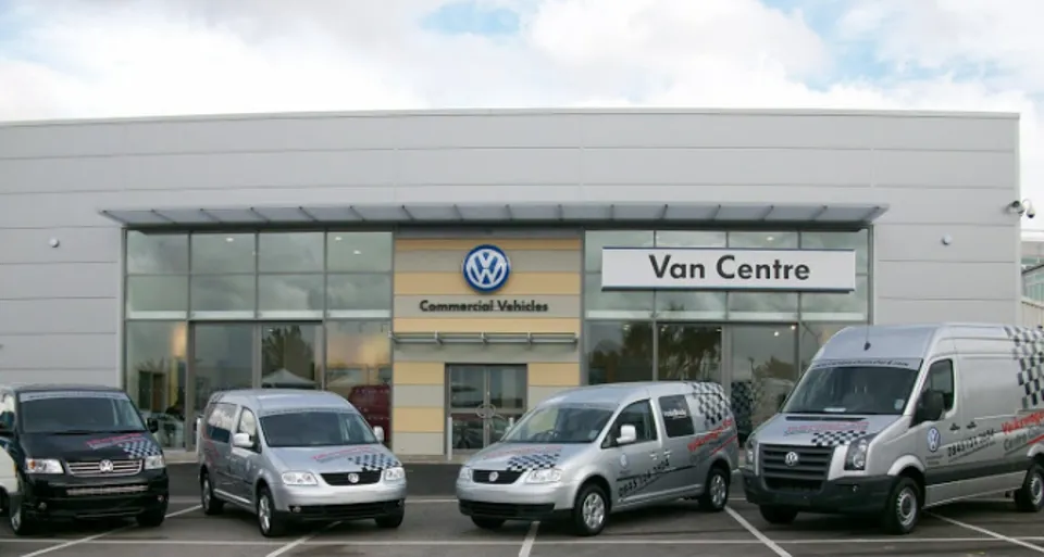 Volkswagen Commercial Vehicles Van Centre 2015